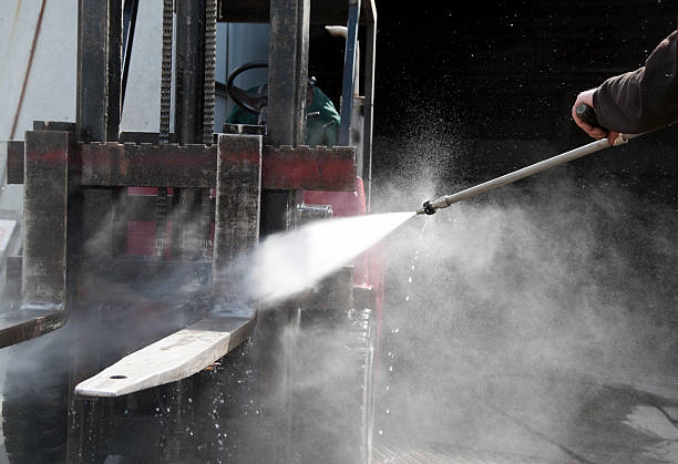 Best Oil Spill Cleanup  in Tonganoxie, KS